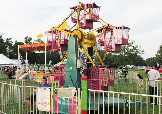 Kiddie Ferris Wheel